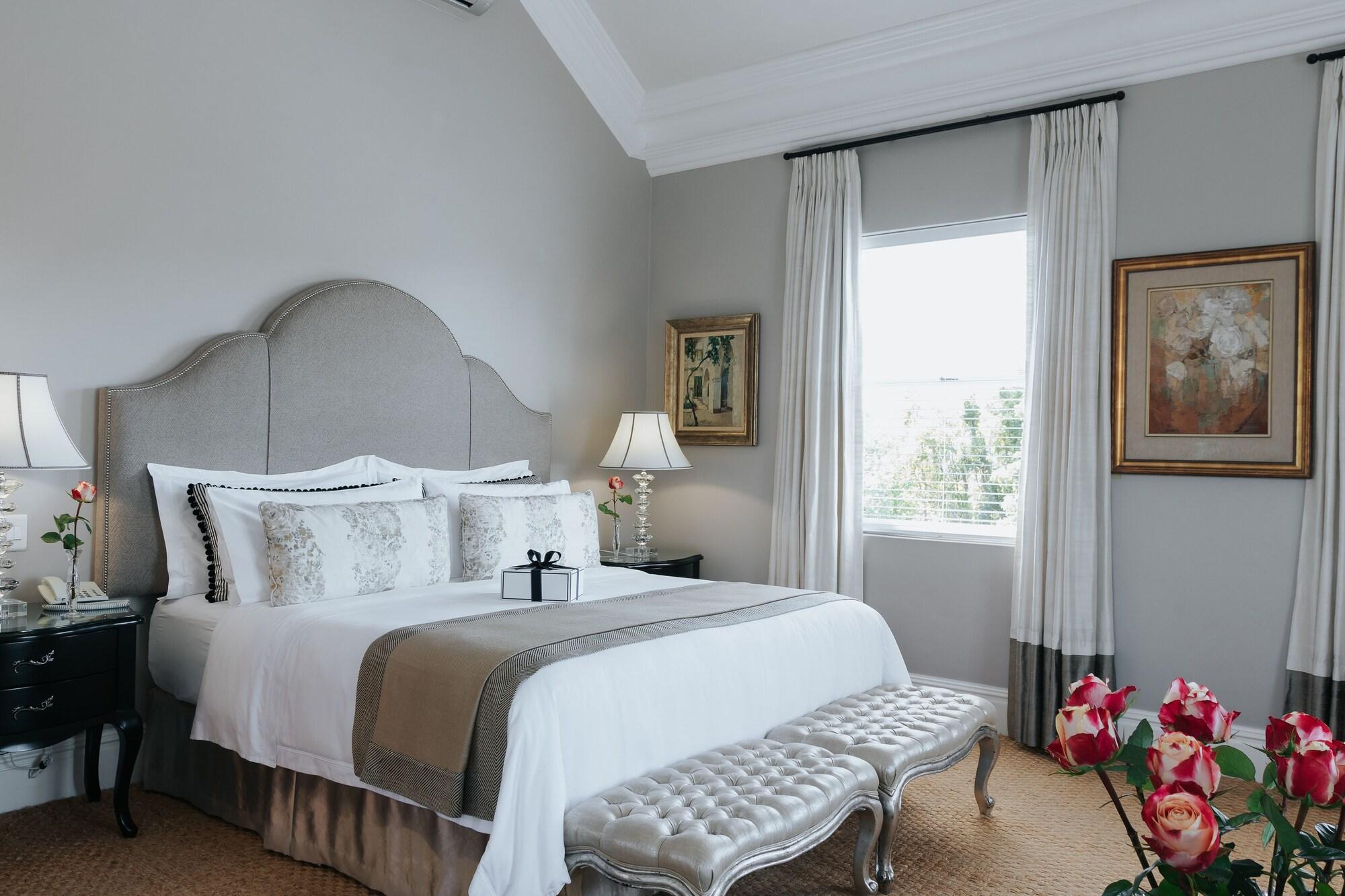 The Light House Boutique Suites 파를 외부 사진