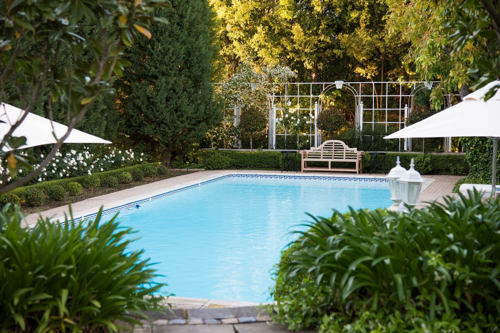 The Light House Boutique Suites 파를 외부 사진